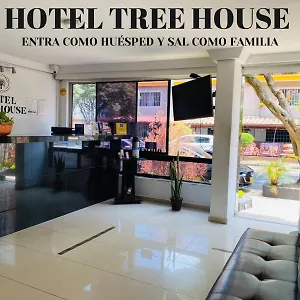 Tree House Hotel Medellín